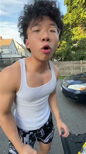 THE ANGRY SNEAKER RESELLER