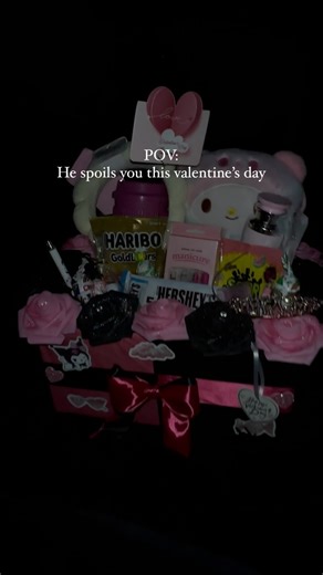 Aces Rose Bouquets on Instagram: "You should Shop here If your Girls a diva 🎀🌸🖤 - Valentine’s Day is quickly approaching! 🤗 we’re Accepting Pre orders Now! Dm to inquire! 🛍️ - Valentine’s Day is quickly approaching! ❤️💌 Make your way to our page and start planning on what to get your valentines this year! 🛍️ Valentine’s Day special is HERE! Send this to Him Or Her…🌹 . . . Pickup, Local Delivery, & shipping Available!✈️ Wichita KS&#x