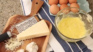 132K views · 225 reactions | Spaghetti Carbonara Recipe! Easy 30 minute meal that tastes delicious! Everyone will love it! Recipe here: https://www.theidearoom.net/spaghetti-carbonara-recipe/ | The Idea Room | Facebook