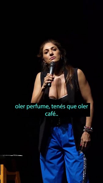 Ahora entiendo xq hay tantas REVENDEDORAS DE PERFUMES! Que buen levanteeee Fechas de funciones en www.connieballarini.com.ar #tiktok #fyp