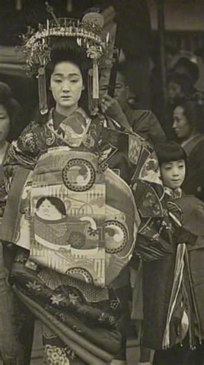 Japan's Most Powerful Courtesans – Who Were the Oiran? #history #oiran