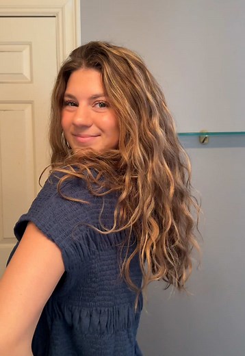 Curly Hair Refresh Routine: Essential Tips and Techniques