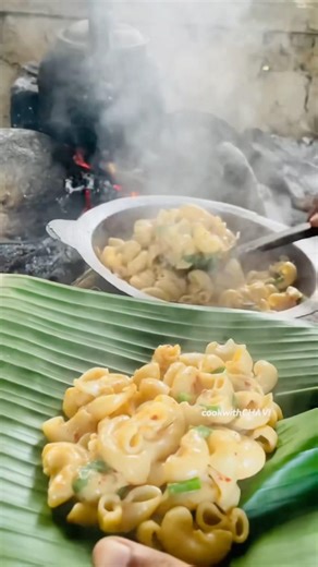 Creamy Cheese Pasta in 5 Minutes! 🧀🍝 | Easy Recipe #shortsfeed