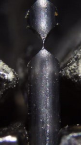 You won’t believe how this tin wire looks up close