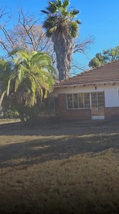 🏡 Exceptional opportunity in Marlborough! This 3-bedroom fixer-upper house on a sprawling 4,004 sqm plot offers main road frontage and loads of potential. $300,000. 🌿 #ZimbabweHomes #ZimRealEstate 🔗 https://c-de.co/z6aPL | property.co.zw