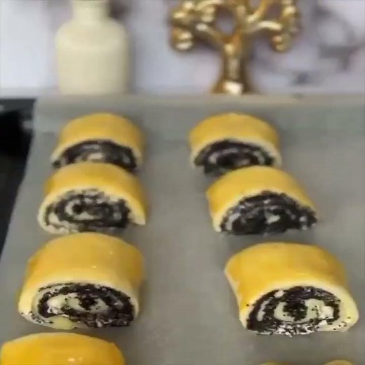 🥯 Poppy Seed Buns | Full Recipe in comments