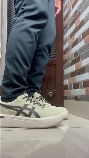 Best Asics Japan S ST Sneakers for Men Review
