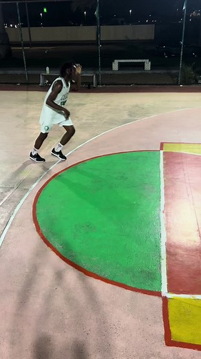 ‏Learn How to dunk ?