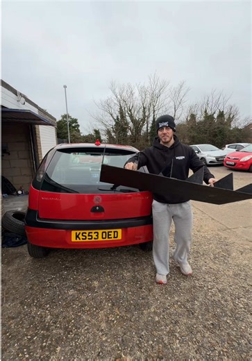 I have no idea how to fit this monster diffuser to my Vauxhall Corsa… 🤷🏼‍♂️ #trackcar #carmods #lukemalpas