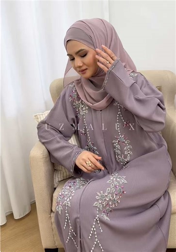 Raeha in Code Lavender: A Fashion Statement