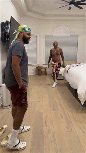 160K views · 13K reactions | Push up challenge with @boogiedashtl … ChatGPT says a 50 year old should be an average of 15-24 pushups. | Dame Dash | Facebook