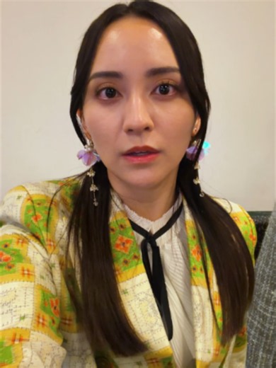 【ついに本日配信開始！】✨ 『アイドル夫を捨てたら、人生逆転した件』 キャスト陣が手持ちカメラで、役そのままにメッセージをお届け！🎥 カメラ目線のセリフに注目です笑 ついに本日、5月17日配信スタート‼️ お見逃しなく！ 【出演者】 ✨橘怜音 役：岡田結実 ✨橘李人 役：村田祐基 (超特急) ✨桐生江蓮 役：砂田将宏 （BALLISTIK BOYZ from EXILE TRIBE ） ✨高嶺茉凛 役：岸明日香 ✨有栖川瑠偉 役：内藤秀一郎 #アイ捨て #Reelshort #リールショート