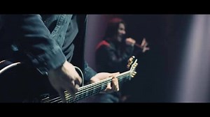 Can’t wait until the 11th March for my new album “Cradle The Rage”? No worries, here’s the music video for “Puppet on a Chain” to keep you going. You can still pre order the album on Amazon, iTunes or get a signed CD from my website: Amazon – http://amzn.to/1La2VkG iTunes – https://itunes.apple.com/album/cradle-the-rage/id1077409855?at=1l3voFY&app=itunes Signed CD – http://toseland.tmstor.es/cart/product.php?id=27295 | TOSELAND