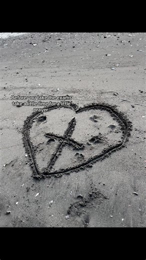 Say a little prayer #fyp #xyzbca #god #prayer