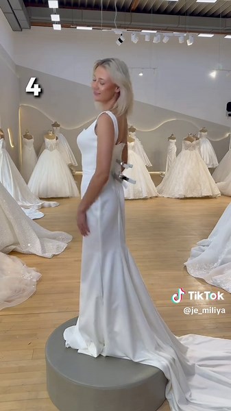 5 Unforgettable Dresses for the Minimalist Bride