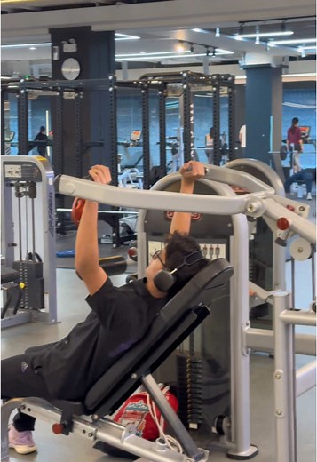 Exploring Gyms in China: A Fitness Journey