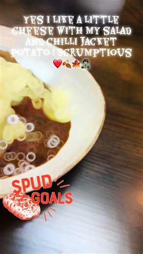 Delicious Autumn Spud Bar Experience