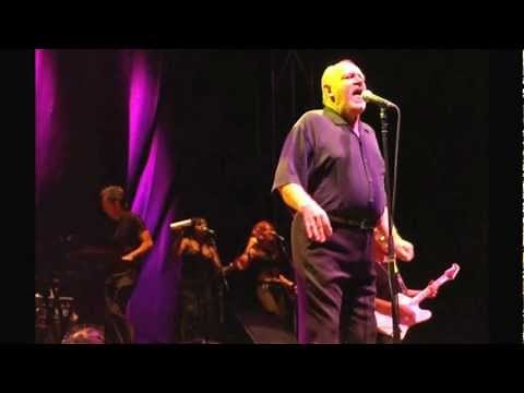 Joe Cocker - First we take Manhattan (Live from Austin, TX 2000)