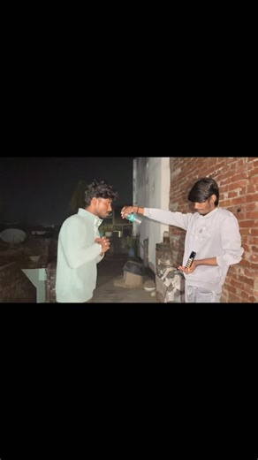 Raju Raj on Instagram: "Delhi’s air quality nears ‘severe’ level, pollution crosses 400-mark in 15 stations The 24-hour average Air Quality Index (AQl), reported at 4 pm every day, stood at 361 on Saturday. It worsened further to 372 at 6 pm. Delhi’s air quality worsened on Saturday as pollution levels exceeded the 400-mark in many areas, making the national capital one of the most polluted cities in the country."