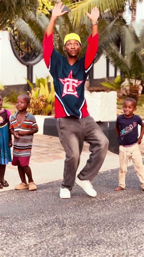 Nandy - Dah (Official Dance Video)