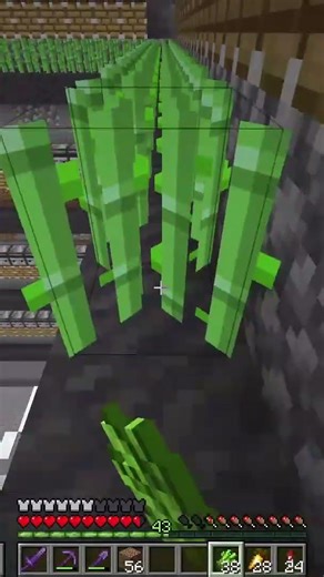 Creeper jumpscare while building! #minecraft #minecraftgerman #creeper #jumpscare #fail #funny #g...