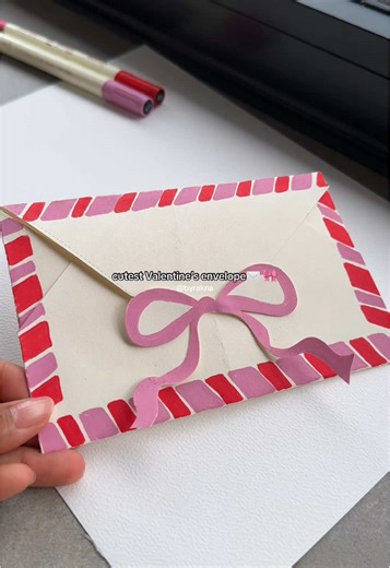 fold this cute Valentine’s envelope for him💌🎀 #handmadegift #giftcard #valentinesday #envelope #giftforhim