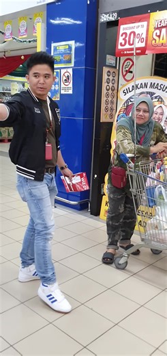 Sk Magic mencari customer