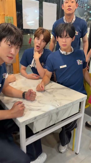 🍪 Kookies 'Cheese Burger' Challenge — All 6 Members Fresh From the Oven!