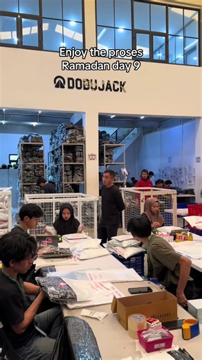 Ramadan Day 9: Packing Orders for Lebaran