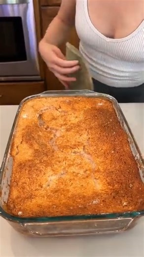 Easy summer fruit cake, so good! 🤩 #recipe #cooking #cake #dessert 🎬 This video was produced by Network Media and Jacky’s Kitchen | The Simple Dish