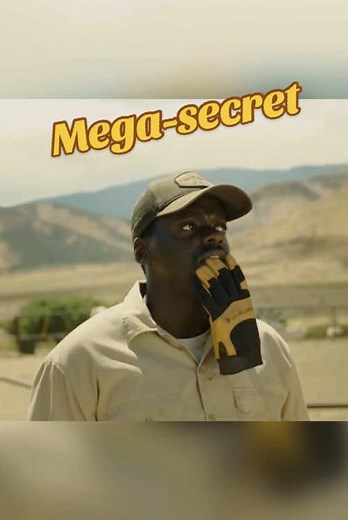 The man could get $1 million by taking photos.#movie