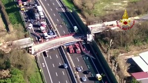 Video. Bridge collapses onto motorway in Italy killing two