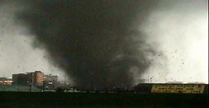 11K views · 145 reactions | This week in Texas history: On March 28, 2000, an F3 tornado ripped through downtown Fort Worth, Texas during the evening commute, killing two, injuring dozens and leaving downtown in shambles. (Getty video) | Chron | Facebook