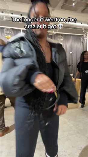 Its the way she was so serious at the end 💀💀💀 #dance #challenge #fyp #funny #public #dancing #foryou