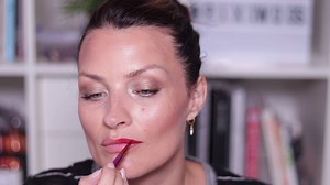 27K views · 286 reactions | Want to try out the draping trend but not sure where to start? Pixiwoo shows us how in this tutorial. | Real Techniques | Facebook