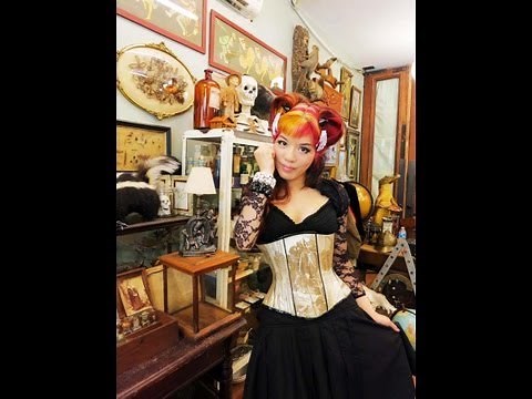 La Carmina on Oddities, Season 4: Obscura Antiques TV show, Science Discovery Channel