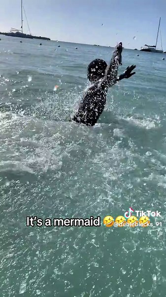 Exploring the Fascinating Black Mermaid Concept