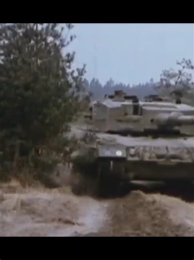 leopard 2A4 is a main battle tank (MBT) developed in Germany during the 1980s. It is one of the most widely used versions of the Leopard 2. Type: Main Battle Tank Country of origin: Germany Manufacturer: Krauss‑Maffei Wegmann Entered service: Around 1985 Specification Main gun: 120 mm Rheinmetall Rh‑120 L/44 smoothbore cannon Secondary weapons: 2 × 7.62 mm machine guns Engine: 1,500 hp diesel Top speed: ~68 km/h Crew: 4 (commander, gunner, loader, driver) Armor The 2A4 introduced improvements co