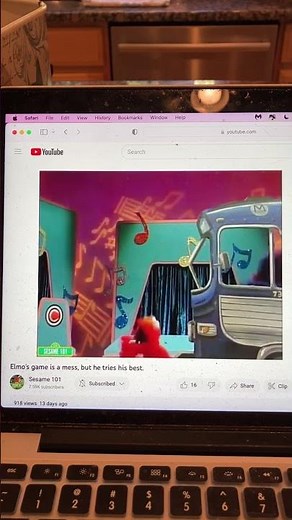 Sesame Street Elmo‘s sing along guessing game