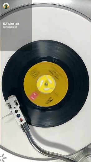The O'Jays - Love Train (1973)