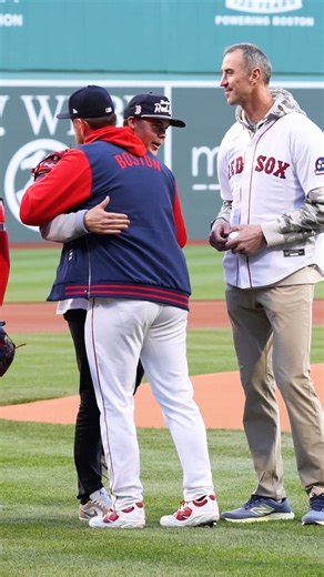 B's legends Zdeno Chára and Tuukka Rask traded a puck for a baseball tonight at Fenway! | Boston Red Sox