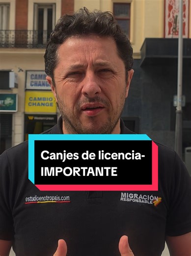 🚨 Prometer el carnet de conducir español en 5 días suena bien… pero no es real. Si eres de Colombia, Perú o Argentina, el proceso de canje de licencia en la DGT funciona así: Primero se obtiene un permiso provisional, con el que ya puedes conducir y trabajar 🚗✅ El carnet definitivo suele tardar entre 35 y 60 días. Para evitar errores o retrasos, te ayudamos con todo el proceso: 📄 requisitos para canje de licencia DGT 📅 gestión de cita para canje de licencia 🏍️ canje de licencia para moto o 