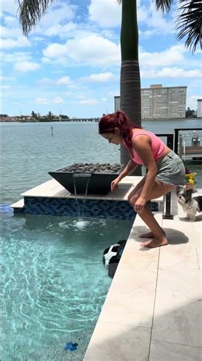 SPINO E1 Pool Robot Review 🏝️