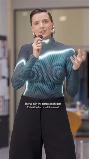 Jessie Inchauspé on Instagram: "In this video my top is alive with hundreds of thousands of healthy bacteria, influencing my skin microbiome! When my friends Arnaud and Seb, the duo behind the awesome fashion brand @coperni told me about their new clothing with probiotics in them, I couldn’t stop myself: I had to learn about it and share it with all of you. PS: no you can’t feel anything crawling on you 😂"