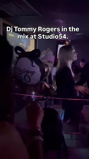 Dj Tommy Rogers in the mix at Studio54 | Studio 54