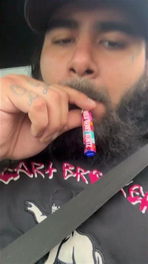 shophellomary .5g disposable vape in wild berry runtz🔥🍃 #fyp #shorts #feedshorts #daily #vlog #shm
