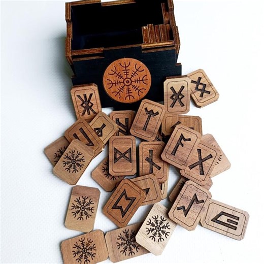 Northumbrian Futhorc Rune Set • Wooden Anglo-saxon Runes in Gift Box - Etsy