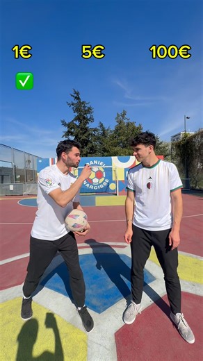 Ce brésilien est très technique @renaudinho #football #freestyle #fyp #humour