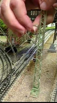 Modellbahn Märklin Oberleitung: Tausch eines Masten, Anleitung: So geht es, Anlage H0 vintage 1:87