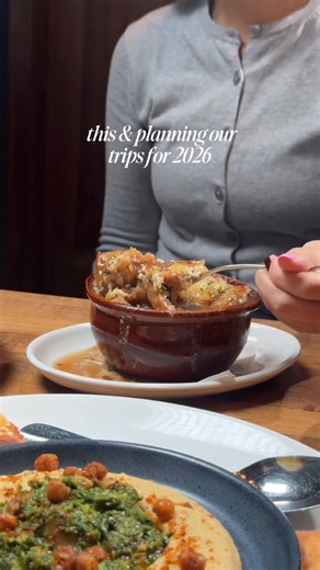 It’s true - the best plans start over great food ✨ From plotting 2026 trips to locking in the details, the best conversations happen at the table - over a perfectly cooked steak, a bowl of French Onion Soup, or any of your Chop favourites. Send this to the group chat and book your table at chop.ca 🍽️ | Chop Steakhouse & Bar
